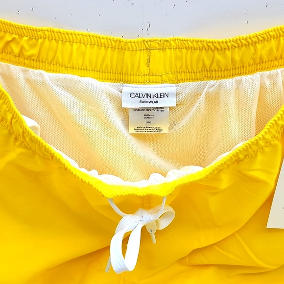 CALVIN KLEIN MEN'S SWIM TRUNK YELLOW - Picture 5 of 12